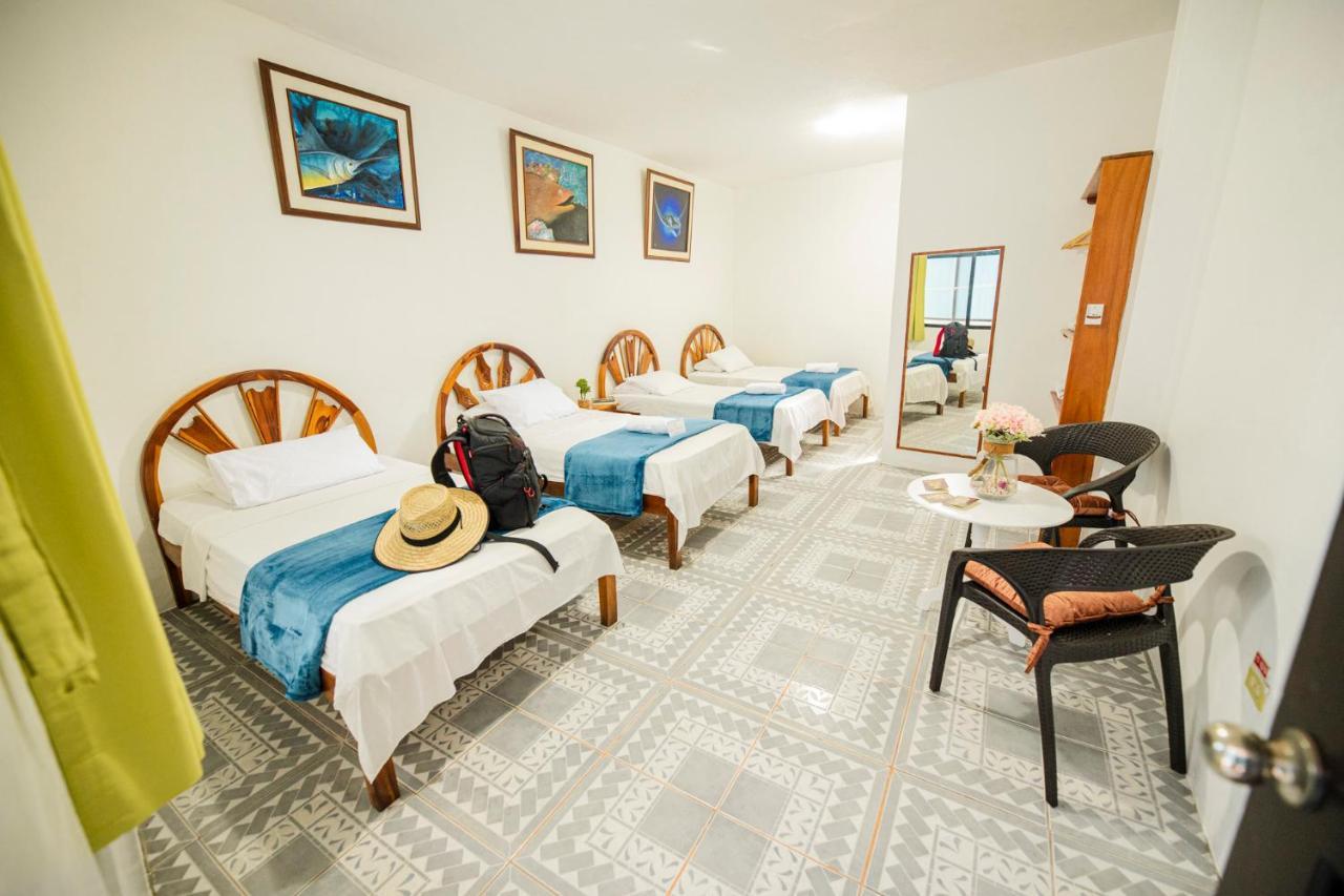Hostal Gardner Galapagos Puerto Ayora  Eksteriør billede