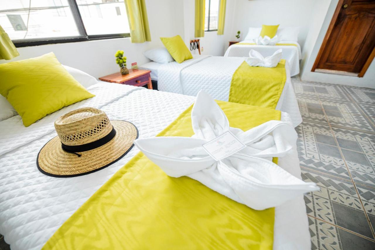 Hostal Gardner Galapagos Puerto Ayora  Eksteriør billede