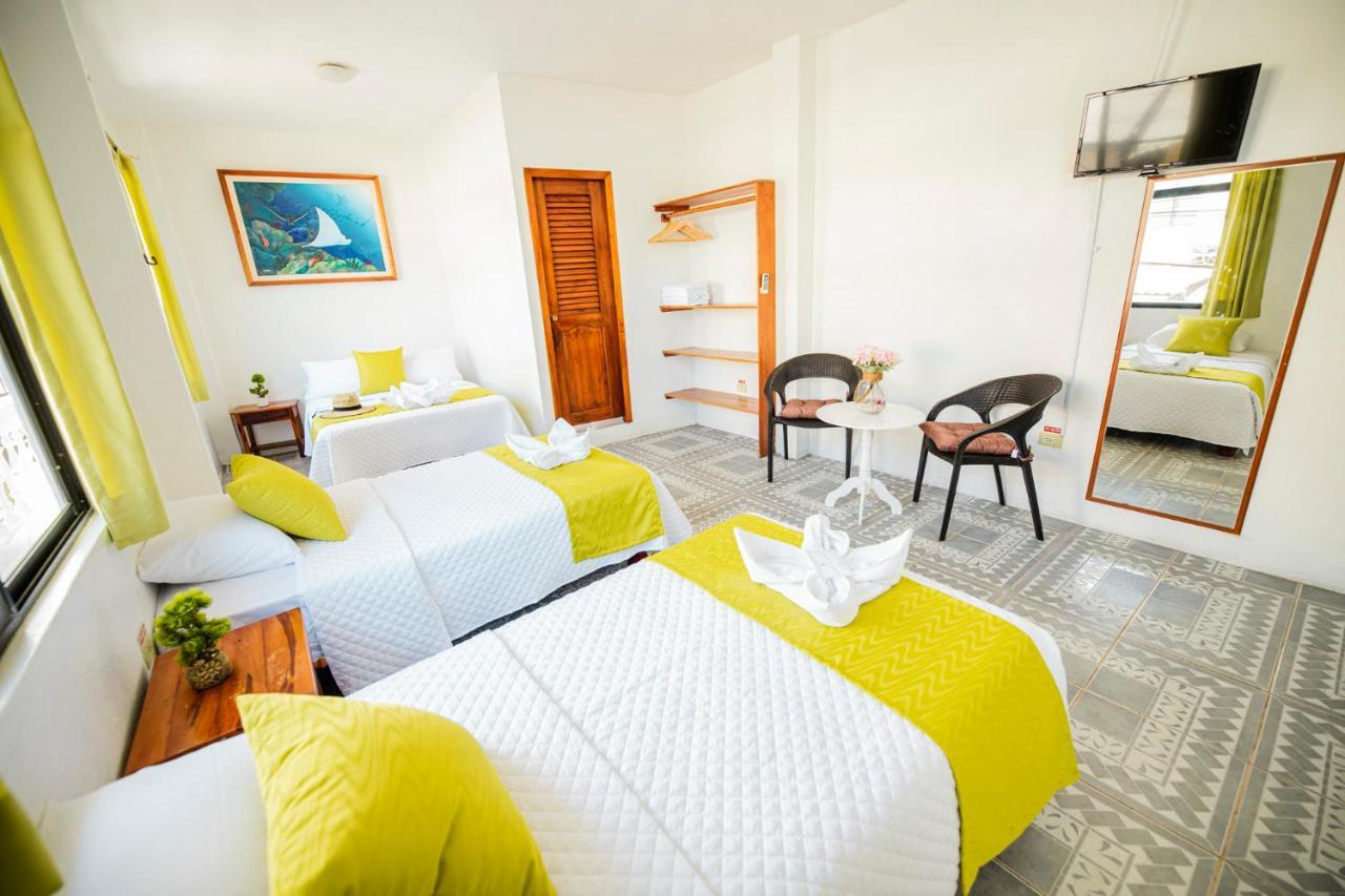 Hostal Gardner Galapagos Puerto Ayora  Eksteriør billede