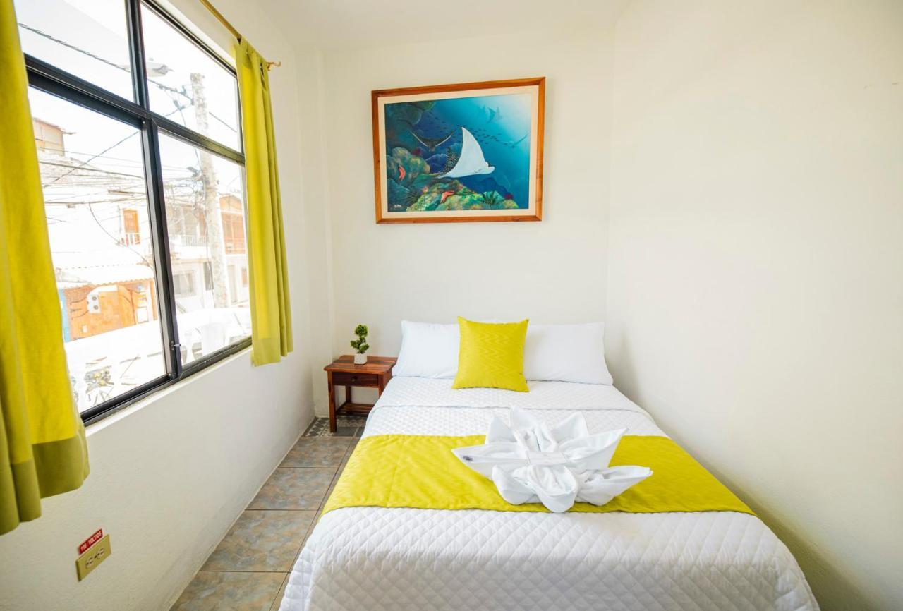 Hostal Gardner Galapagos Puerto Ayora  Eksteriør billede