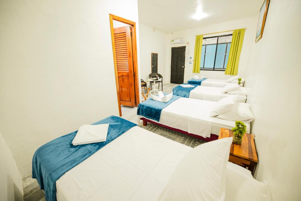 Hostal Gardner Galapagos Puerto Ayora  Eksteriør billede