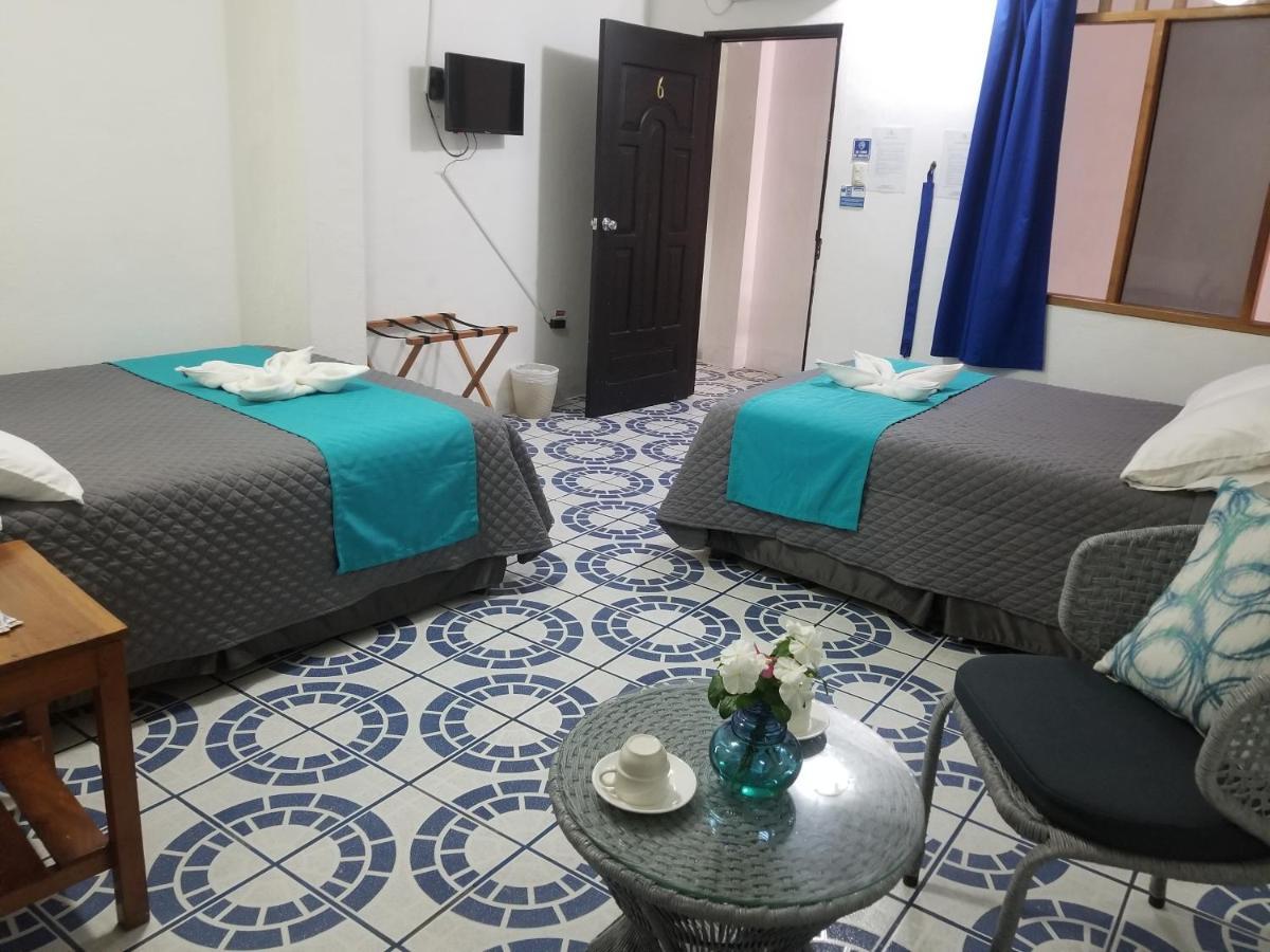 Hostal Gardner Galapagos Puerto Ayora  Eksteriør billede