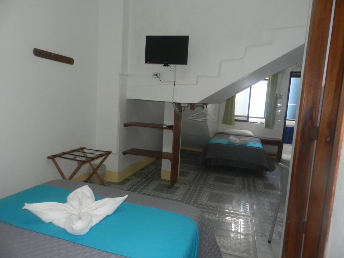 Hostal Gardner Galapagos Puerto Ayora  Eksteriør billede